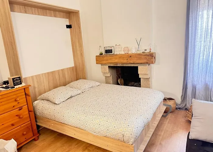 Apartment Location Atypique Village