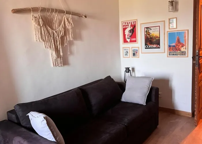 Location Atypique Village * Olmeto (Corsica)